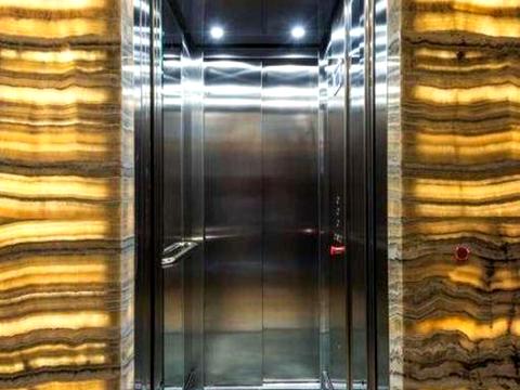 квартира за адресою Болсуновська вул. (Сергія Струтинського), 2