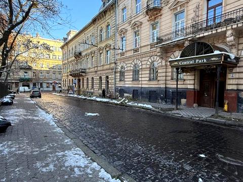 квартира за адресою Соломії Крушельницької вул., 13