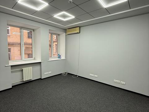 комерційна за адресою Шота Руставелі вул., 20-Б