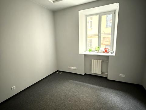 комерційна за адресою Шота Руставелі вул., 20-Б