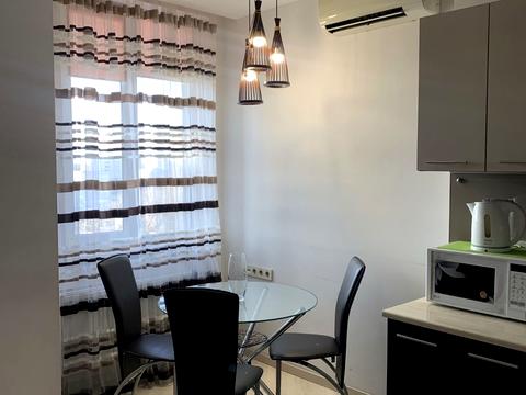 квартира за адресою Середньофонтанська вул., 19-А