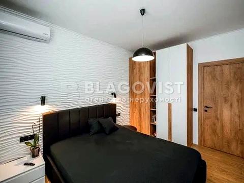 квартира по адресу Любомира Гузара просп. (Космонавта Комарова), 46-В