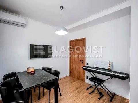 квартира по адресу Любомира Гузара просп. (Космонавта Комарова), 46-В