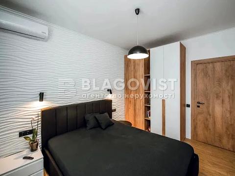 квартира по адресу Любомира Гузара просп. (Космонавта Комарова), 46-В