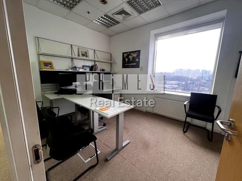 комерційна за адресою Жилянська вул., 75