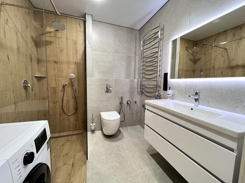 квартира по адресу Степана Бандеры ул., 4