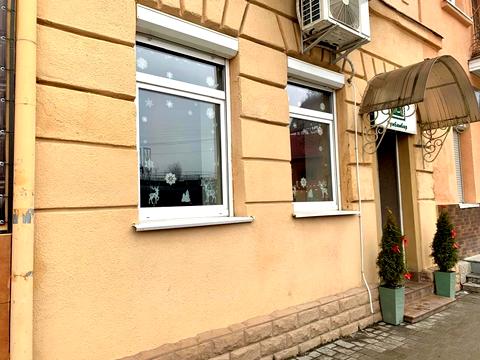 комерційна за адресою майдан Тараса Шевченка пл., 18