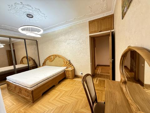 квартира по адресу Катерини Білокур ул., 5/17