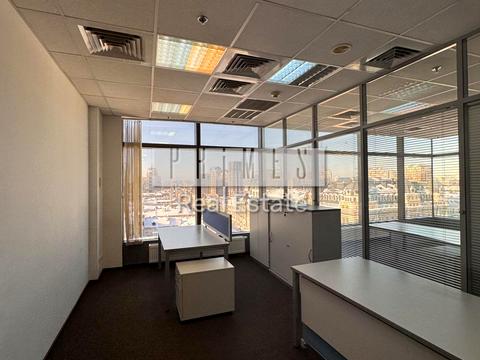 комерційна за адресою Богдана Хмельницького вул., 19-21