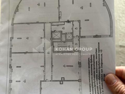 комерційна за адресою Староміська вул., 1/2