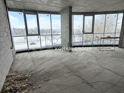 комерційна за адресою Староміська вул., 1/2