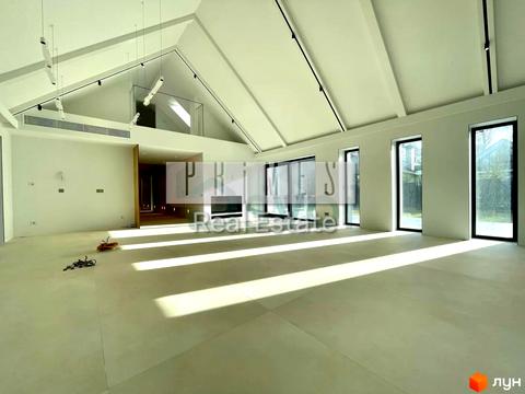 будинок за адресою коновальця