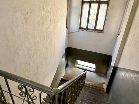 комерційна за адресою Софіївська вул., 12