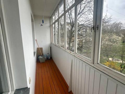 квартира за адресою Олександра Довженка вул., 1