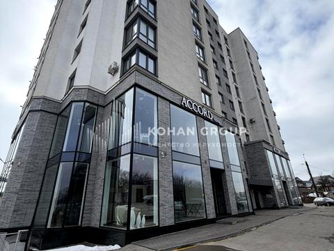 комерційна за адресою вул. Святослава Хороброго, 16а