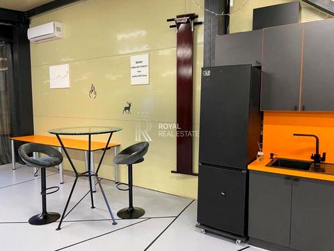 комерційна за адресою Садова вул., 26