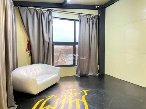 комерційна за адресою Садова вул., 26