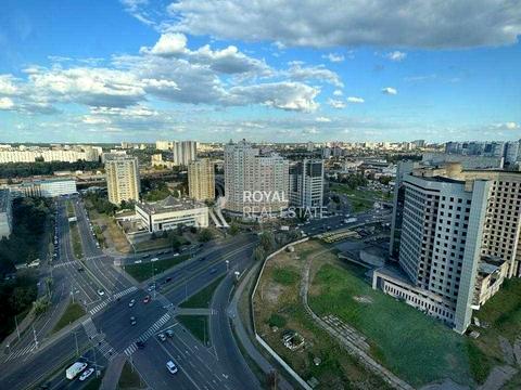 комерційна за адресою Садова вул., 26