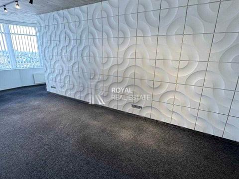 комерційна за адресою Садова вул., 26