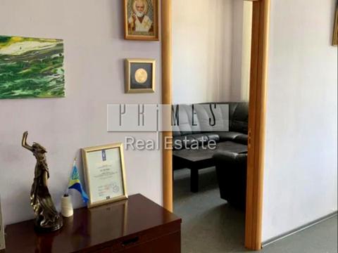 коммерческая по адресу Киевская ул., 1