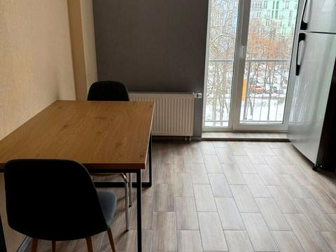 квартира за адресою Регенераторна вул., 4к2