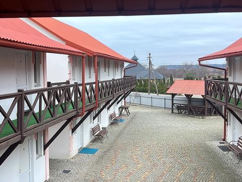 коммерческая по адресу Гагаріна, 1