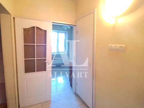 квартира по адресу Ревуцкого ул., 13