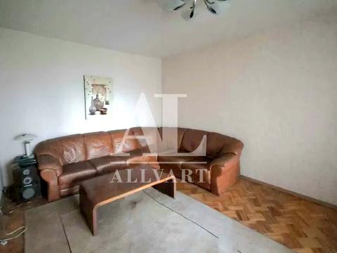 квартира по адресу Ревуцкого ул., 13