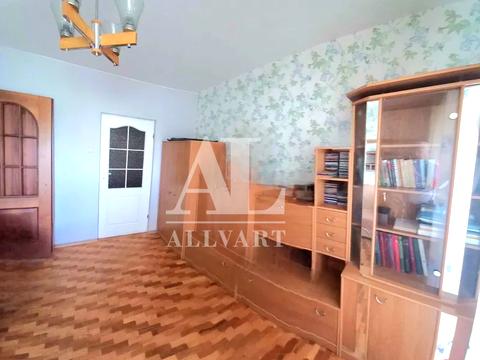 квартира по адресу Ревуцкого ул., 13