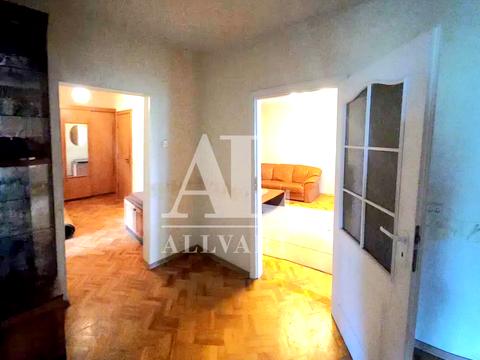 квартира по адресу Ревуцкого ул., 13