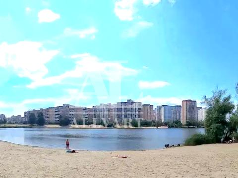 квартира по адресу Ревуцкого ул., 13