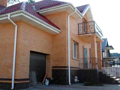 будинок за адресою Василя Симоненка вул.