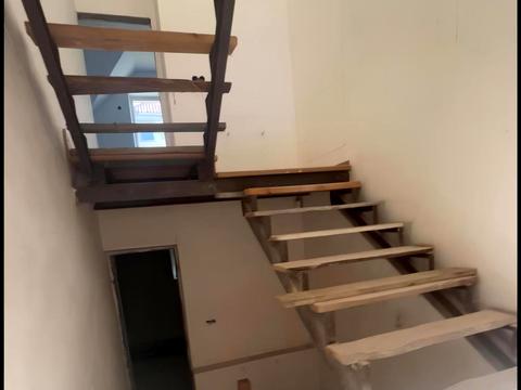 будинок за адресою Василя Симоненка вул.