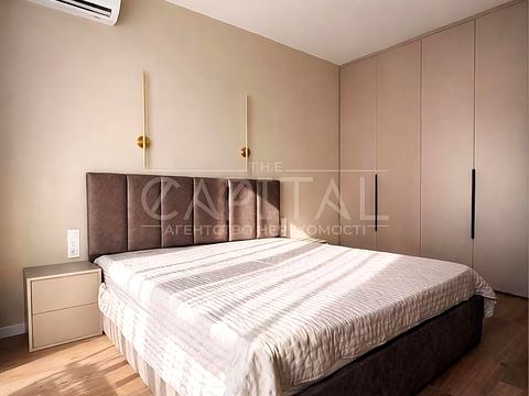 квартира за адресою Причальна вул., 12