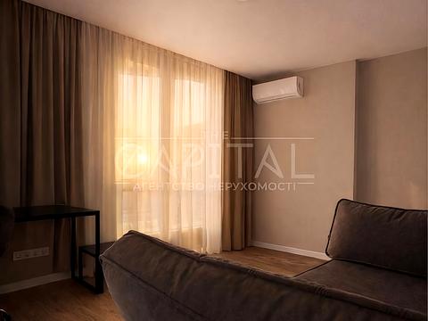 квартира за адресою Причальна вул., 12