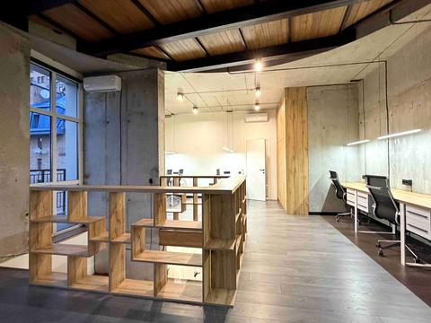 комерційна за адресою Дмитрівська вул., 60/19