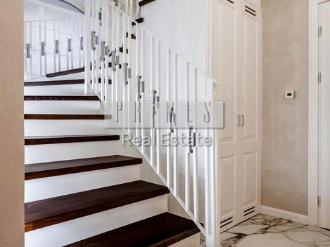 будинок за адресою Павла Загребельного вул. (Миколи Раєвського)