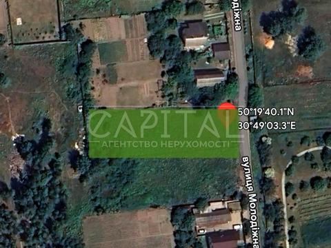 ділянка за адресою Садова