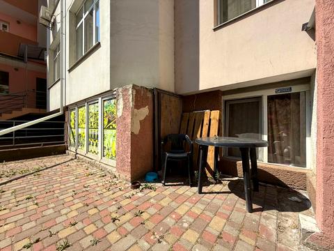 комерційна за адресою Дюківська вул., 6