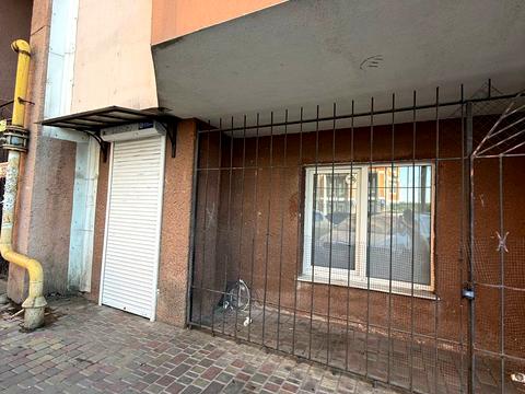 комерційна за адресою Дюківська вул., 6