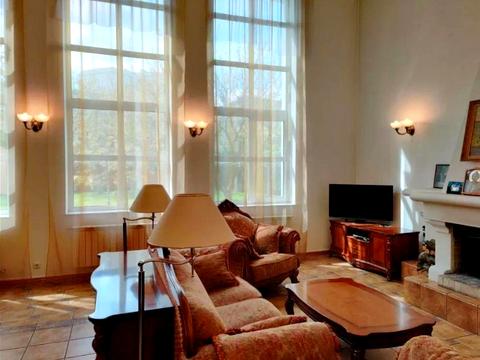 будинок за адресою Соборна вул. (Петропавлівська)