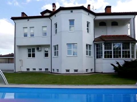 будинок за адресою Соборна вул. (Петропавлівська)