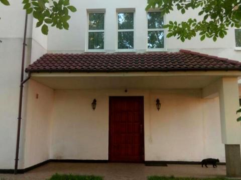 будинок за адресою Соборна вул. (Петропавлівська)