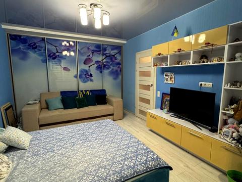 квартира по адресу Владимира Ивасюка ул., (Будинок)