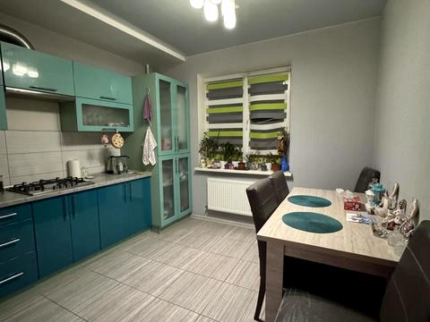 квартира по адресу Владимира Ивасюка ул., (Будинок)