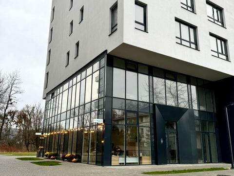 комерційна за адресою Замарстинівська вул. (Калініна), 134-А