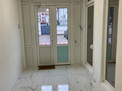 коммерческая по адресу Оболонская ул., 47