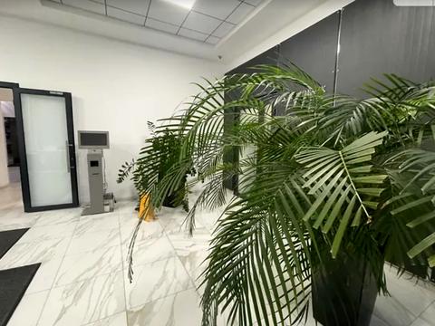 комерційна за адресою Київ, Миколи Міхновського бульв. (Дружби народів), 19