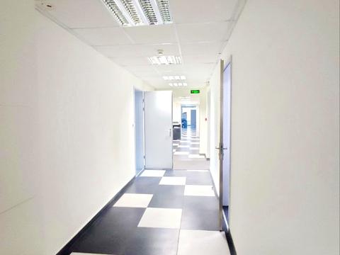 комерційна за адресою Київ, Миколи Міхновського бульв. (Дружби народів), 19