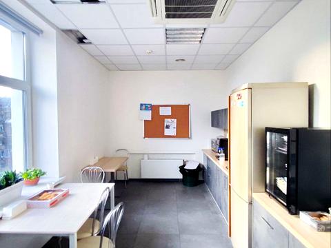 комерційна за адресою Київ, Миколи Міхновського бульв. (Дружби народів), 19